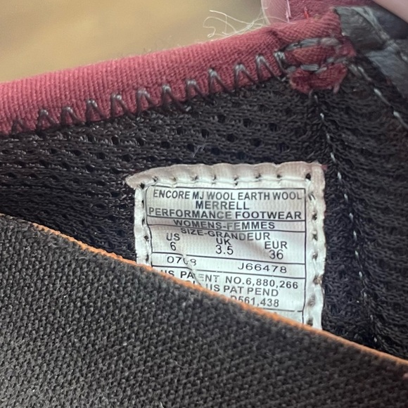 Merrell Women's Encore Wool Shoes women’s 6 Mary Jane burgundy  QForm Ortholite - Picture 9 of 10